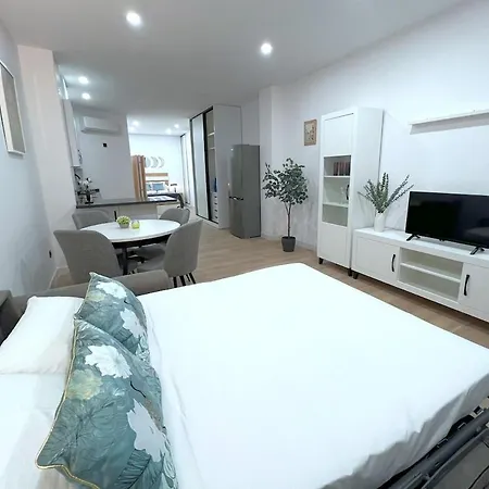 Evans Realty Bm Lujoso Y Moderno Estudio 马拉加