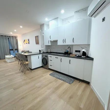 Evans Realty Bm Lujoso Y Moderno Estudio 公寓 *